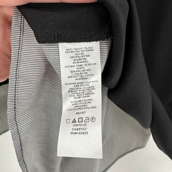 NWT Ann Taylor LOFT Black Gray Colorblock Crew Neck Faux Layered Top Size Medium - Picture 6 of 10